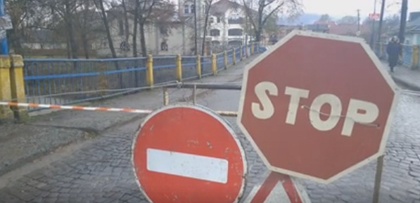Влада Сваляви виділила 300 тисяч гривень на відновлення пошкодженого внаслідок негоди мосту Влада Сваляви виділила 300 тисяч гривень на відновлення пошкодженого внаслідок негоди мосту