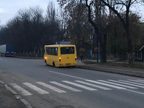 В Ужгороді маршрутка розвалилася на ходу В Ужгороді маршрутка розвалилася на ходу