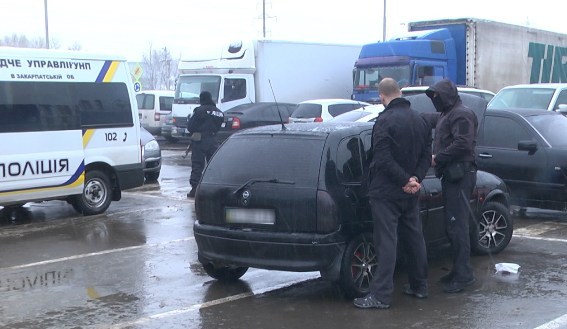 Рекетиру з Мукачева загрожує 7 років тюрми Рекетиру з Мукачева загрожує 7 років тюрми