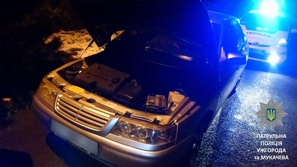 Ужгородські патрульні виявили автомобіль з підробленим номером кузова Ужгородські патрульні виявили автомобіль з підробленим номером кузова