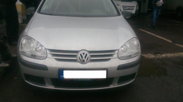 Закарпатські прикордонники затримали викрадену іномарку "Volkswagen", яку розшукував Інтерпол Закарпатські прикордонники затримали викрадену іномарку "Volkswagen", яку розшукував Інтерпол