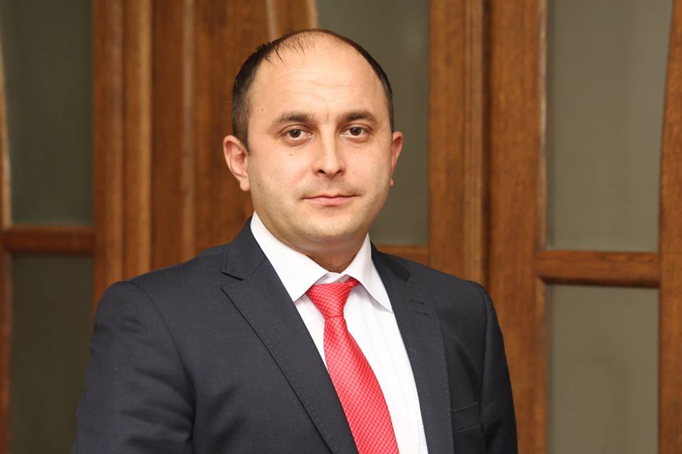 У Мукачеві призначили директора міського центру позашкільної освіти У Мукачеві призначили директора міського центру позашкільної освіти