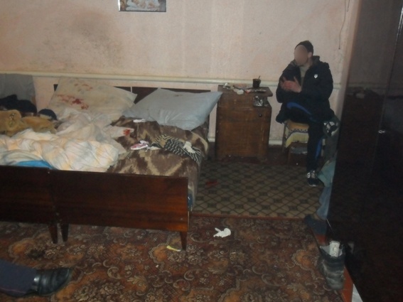 П’яний 26-річний син ледь не зарізав рідну матір П’яний 26-річний син ледь не зарізав рідну матір