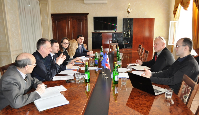 Влада області сприятиме співпраці агенцій регіонального розвитку Закарпаття та Кошицького краю Влада області сприятиме співпраці агенцій регіонального розвитку Закарпаття та Кошицького краю