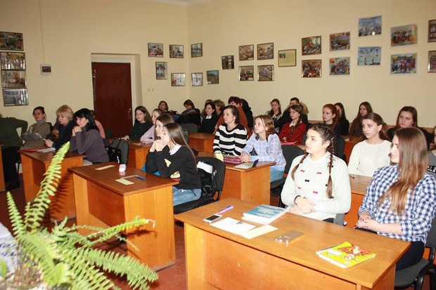 В Ужгороді вперше відбудеться загальноукраїнська олімпіада з румунської мови та літератури В Ужгороді вперше відбудеться загальноукраїнська олімпіада з румунської мови та літератури