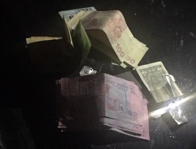 Капрал мав клієнтську базу та свого дилера, – СБУ про резонансне затримання поліцейського на Закарпатті Капрал мав клієнтську базу та свого дилера, – СБУ про резонансне затримання поліцейського на Закарпатті