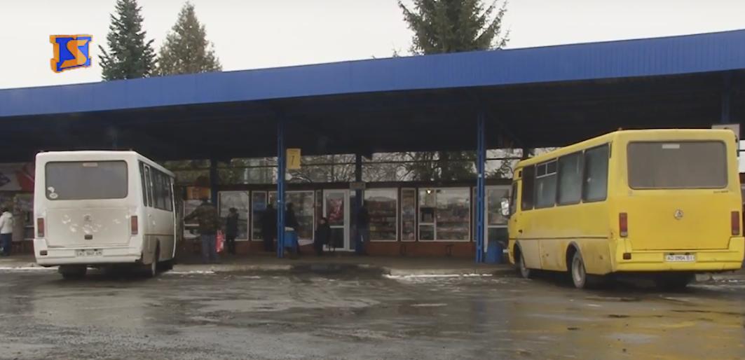 На Закарпатті знову зросли ціни на міжміські перевезення у "маршрутках" На Закарпатті знову зросли ціни на міжміські перевезення у "маршрутках"