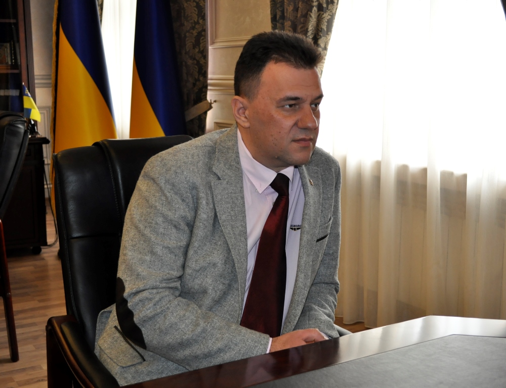Рівіс попросив Андріїва на ділі посприяти у виділенні квартир бійцям АТО Рівіс попросив Андріїва на ділі посприяти у виділенні квартир бійцям АТО