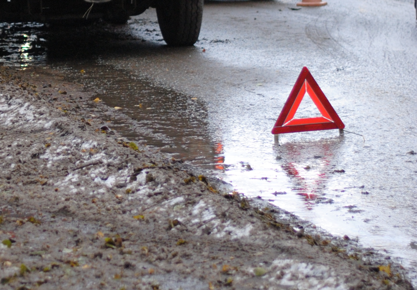 На вулиці Гагаріна в Ужгороді сталась ДТП: не розминулись два автомобілі На вулиці Гагаріна в Ужгороді сталась ДТП: не розминулись два автомобілі