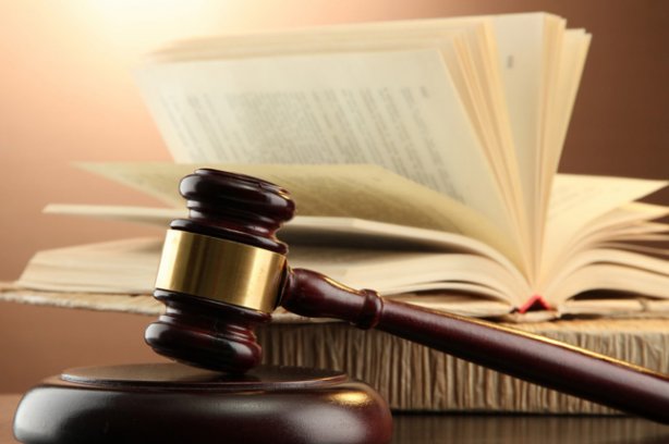 Ужгородська прокуратура відстояла права майже 1000 ужгородців, які могли втратити прибудинкову територію Ужгородська прокуратура відстояла права майже 1000 ужгородців, які могли втратити прибудинкову територію