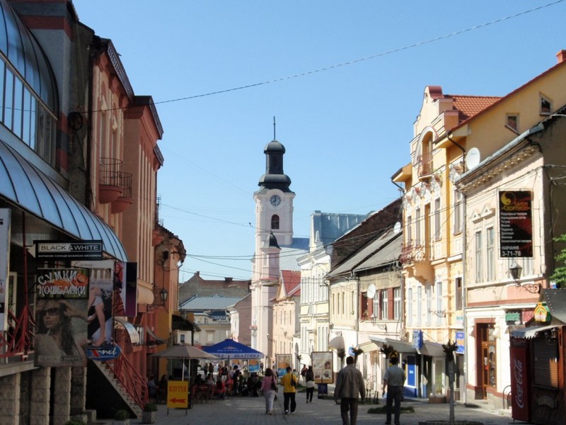 В Ужгороді триває боротьба з інформаційним сміттям В Ужгороді триває боротьба з інформаційним сміттям
