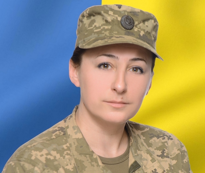 Мама-зв’язківець: закарпатка розповіла про службу, материнство та відрядження до чоловіка в АТО Мама-зв’язківець: закарпатка розповіла про службу, материнство та відрядження до чоловіка в АТО