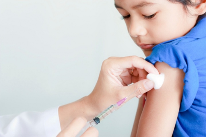 Закарпатські медики б’ють на сполох – в області немає вакцин від кору