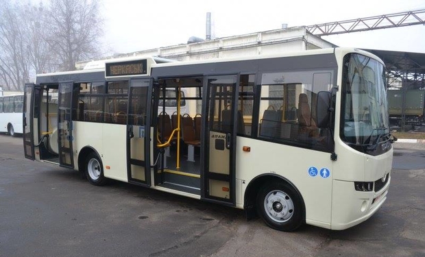 Вулицями Ужгорода курсуватимуть сучасні комфортабельні автобуси, – ЗМІ Вулицями Ужгорода курсуватимуть сучасні комфортабельні автобуси, – ЗМІ
