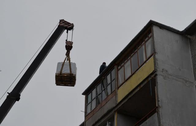 У Мукачеві відремонтують дахи 24 багатоповерхівок У Мукачеві відремонтують дахи 24 багатоповерхівок