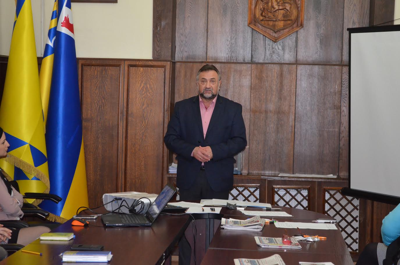 Стали відомі результати голосування за нового керівника Мукачівського драматичного театру Стали відомі результати голосування за нового керівника Мукачівського драматичного театру