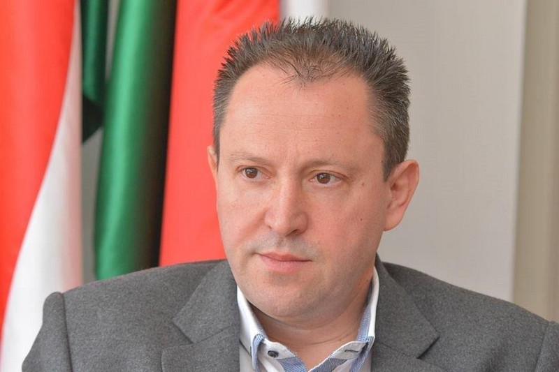 «Якщо країна хоче приєднатися до ЄС, то не прийматиме закони, які суперечать цьому об’єднанню», – Генконсул Угорщини в Ужгороді «Якщо країна хоче приєднатися до ЄС, то не прийматиме закони, які суперечать цьому об’єднанню», – Генконсул Угорщини в Ужгороді