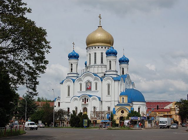 У ніч на Великдень на кількох вулицях Ужгорода буде обмежений рух У ніч на Великдень на кількох вулицях Ужгорода буде обмежений рух