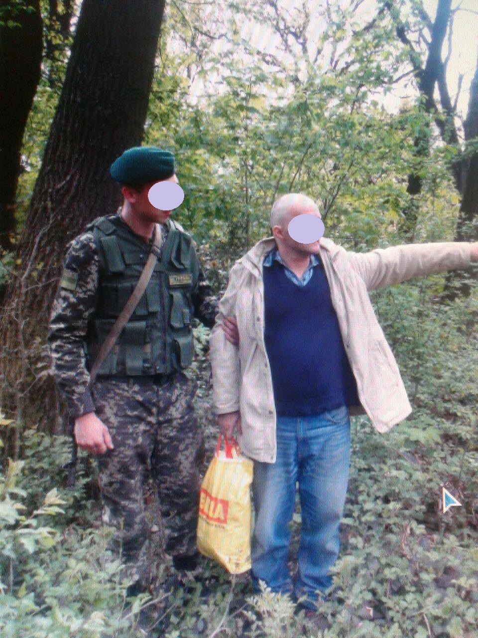 Чопські прикордонники зупинили іноземця, який прямував до Росії Чопські прикордонники зупинили іноземця, який прямував до Росії