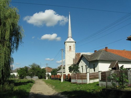 Львівська журналістка розповіла про враження від закарпатського села, у якому жителі не говорять українською Львівська журналістка розповіла про враження від закарпатського села, у якому жителі не говорять українською