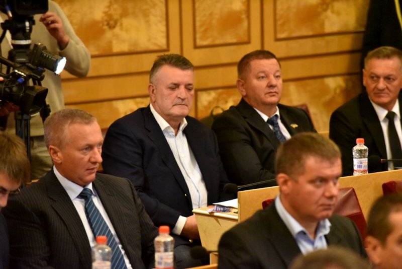 Депутати облради озвучили кілька запитів із наболілих питань місцевих громад Депутати облради озвучили кілька запитів із наболілих питань місцевих громад