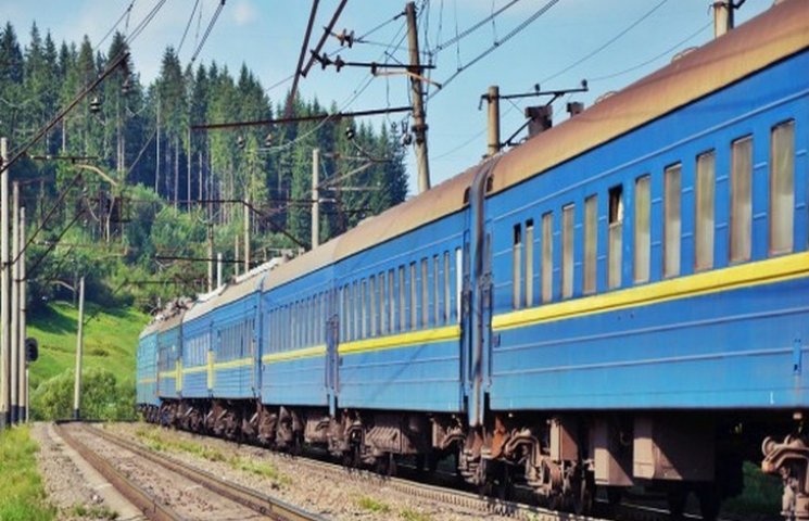 Москаль просить «Укрзалізницю» виділити додатковий – «сакуровий» потяг до Ужгорода Москаль просить «Укрзалізницю» виділити додатковий – «сакуровий» потяг до Ужгорода