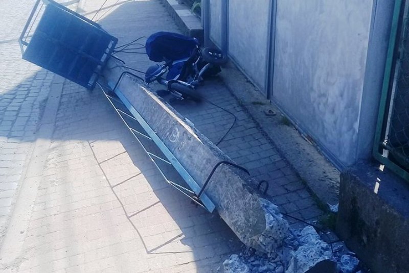 У соцмережі повідомляють про жахливу трагедію на Закарпатті У соцмережі повідомляють про жахливу трагедію на Закарпатті