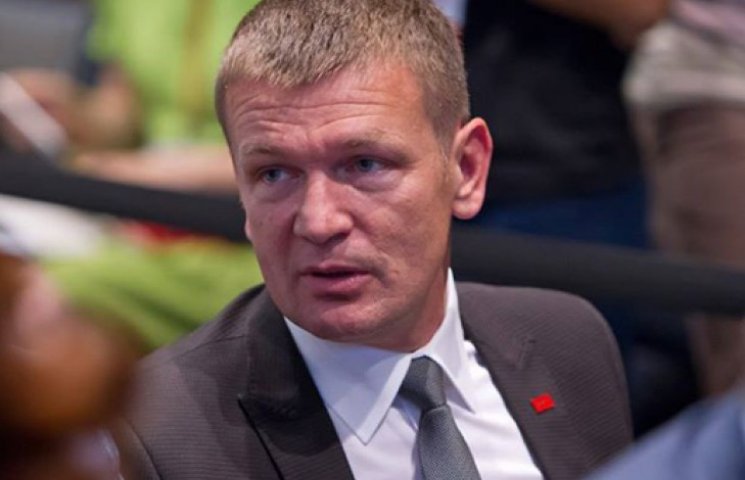 Нардепа від Закарпаття сватають в першу десятку майбутньої партії Гройсмана, – ЗМІ Нардепа від Закарпаття сватають в першу десятку майбутньої партії Гройсмана, – ЗМІ