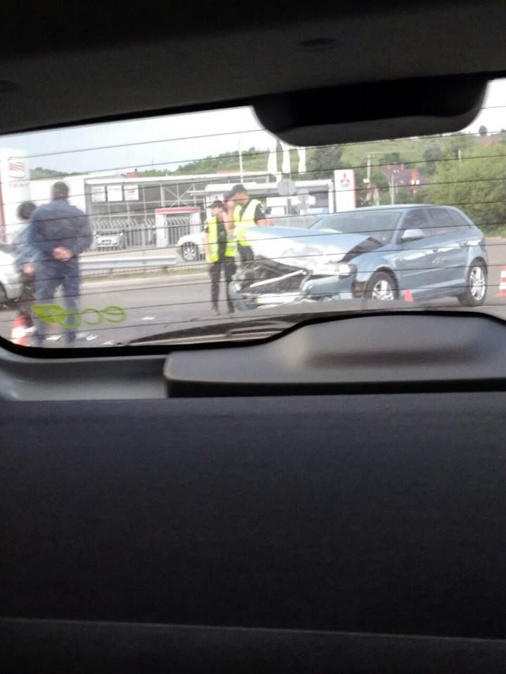 На трасі "Київ-Чоп" сталась ще одна ДТП: у межах Мукачева зіткнулись дві іномарки На трасі "Київ-Чоп" сталась ще одна ДТП: у межах Мукачева зіткнулись дві іномарки