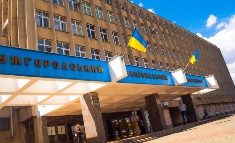 Названо найпопулярніші спеціальності в УжНУ та яких професій потребує ринок праці Названо найпопулярніші спеціальності в УжНУ та яких професій потребує ринок праці