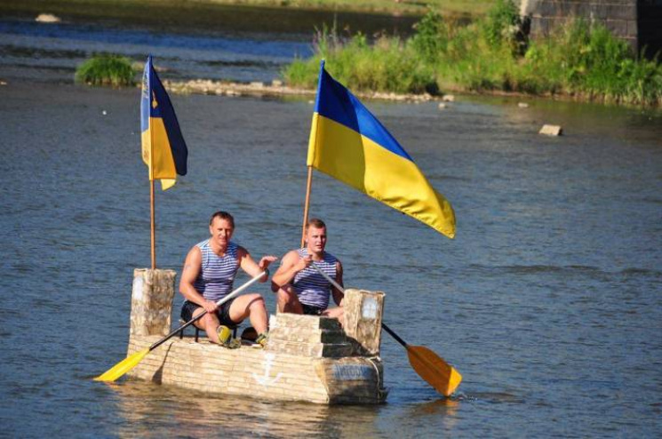 В останню неділю липня на Закарпатті відбудеться оригінальна "Ужгородська Регата" В останню неділю липня на Закарпатті відбудеться оригінальна "Ужгородська Регата"