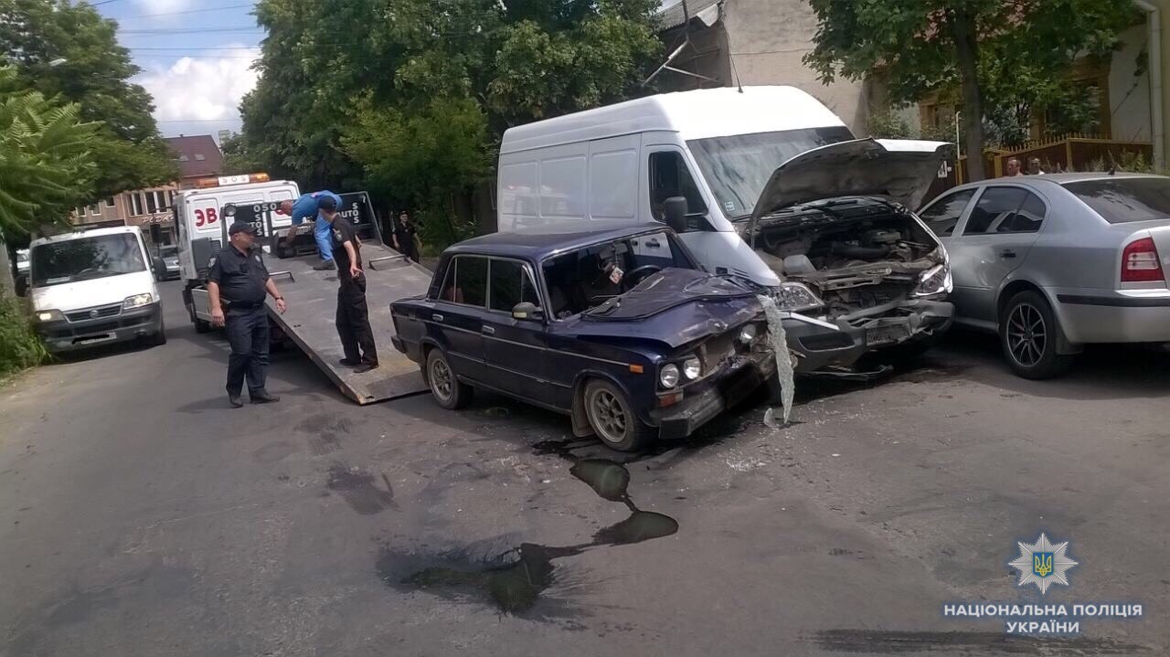 Вагітна жінка потрапила у ДТП: у поліції розповіли подробиці Вагітна жінка потрапила у ДТП: у поліції розповіли подробиці