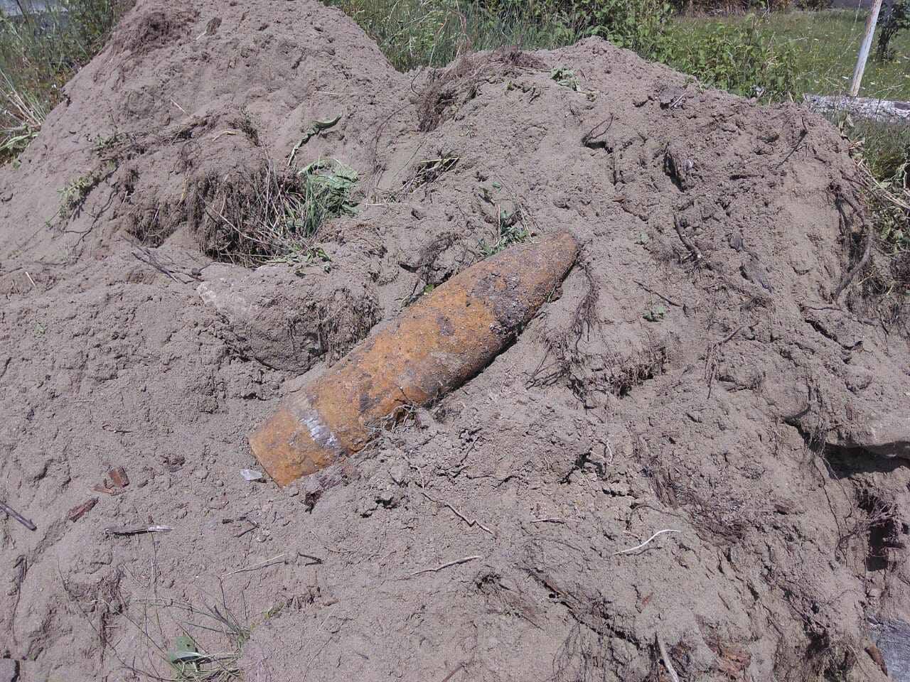 Закарпатські піротехніки знищили боєприпас часів минулих війн Закарпатські піротехніки знищили боєприпас часів минулих війн