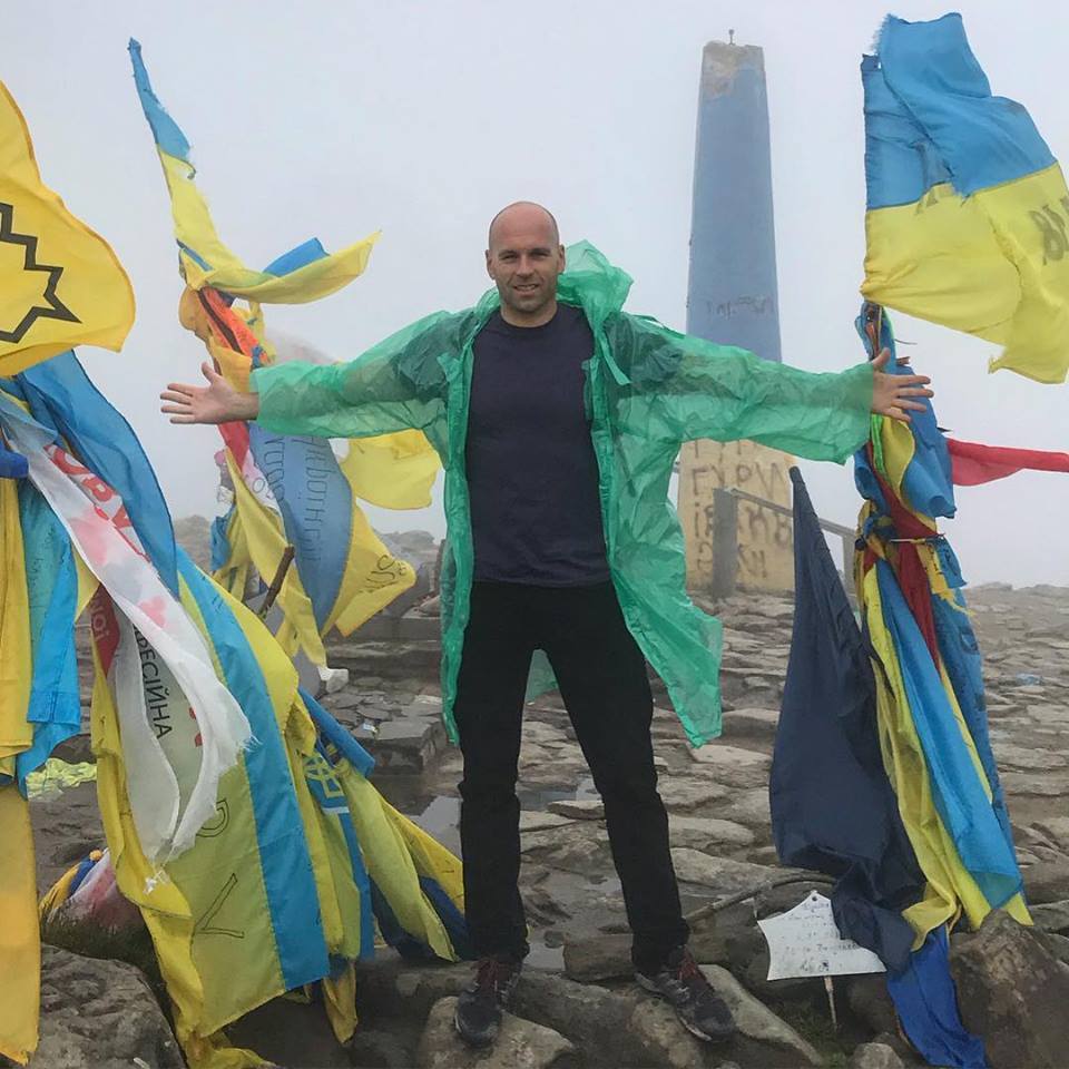 Американський блогер побував у Закарпатті та порівняв Схід і Захід України Американський блогер побував у Закарпатті та порівняв Схід і Захід України