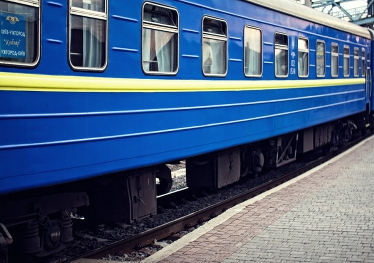 "Укрзалізниця" призначила 14 додаткових потягів на свято "Укрзалізниця" призначила 14 додаткових поїздів до Дня захисника України