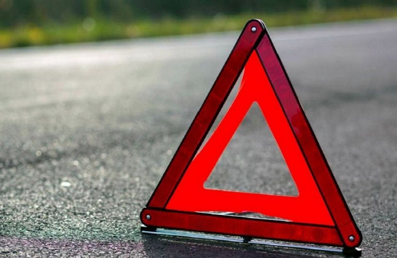 Сталася потрійна аварія Ввечері у селі Бене, що в Берегівському районі, сталася потрійна аварія. Зіткнулися Жигулі і КамАЗ