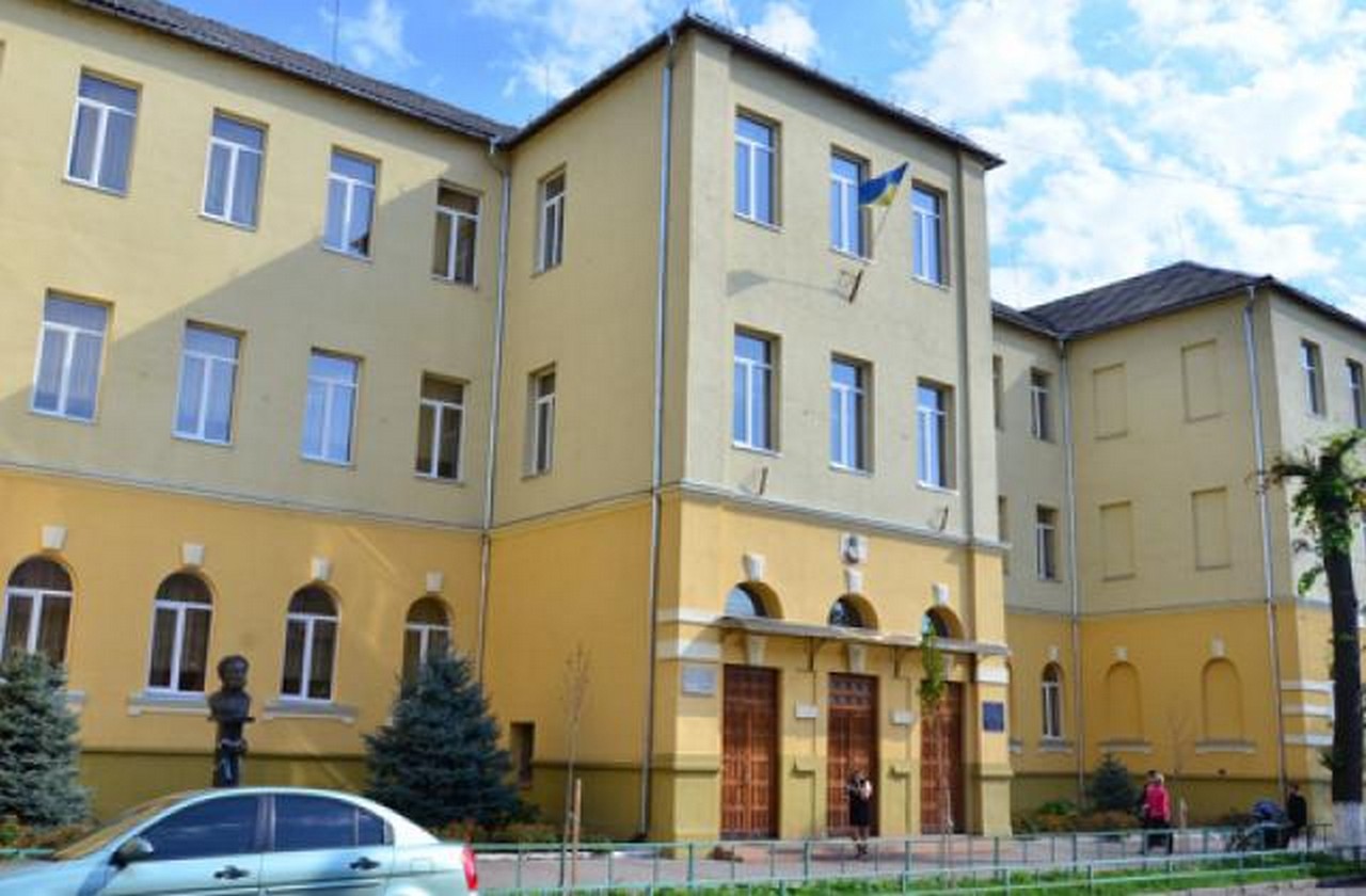 В одній зі шкіл Мукачева буде дитяча поліція У Мукачеві в ЗОШ №1 ім. Олександра Пушкіна буде своя дитяча поліція