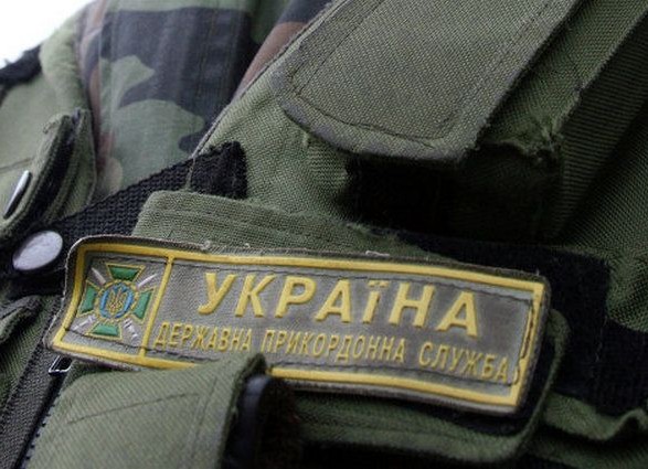 Прикордонник, який постраждав від наїзду контрабандистів, й досі у комі Прикордонник, якого збили контрабандисти, й досі перебуває у стані коми