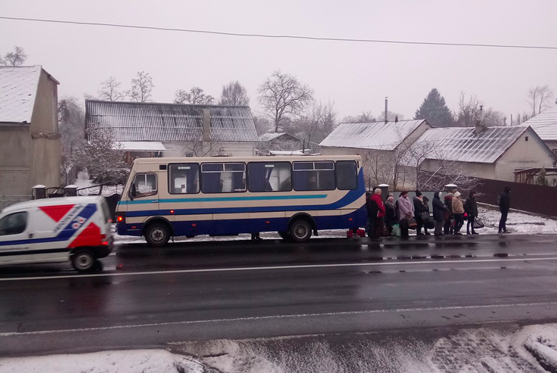 На Мукачівщині рейсовий автобус потрапив у халепу Автобус "Ужгород-Ясіня" зламався у Ракошині