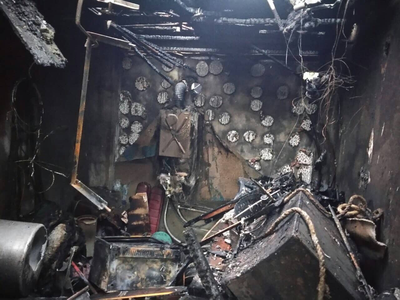 Рятувальники показали наслідки пожежі на Виноградівщині У смт. Вилок на Виноградівщині трапилась пожежа: горіло перекриття та покрівля літної кухні
