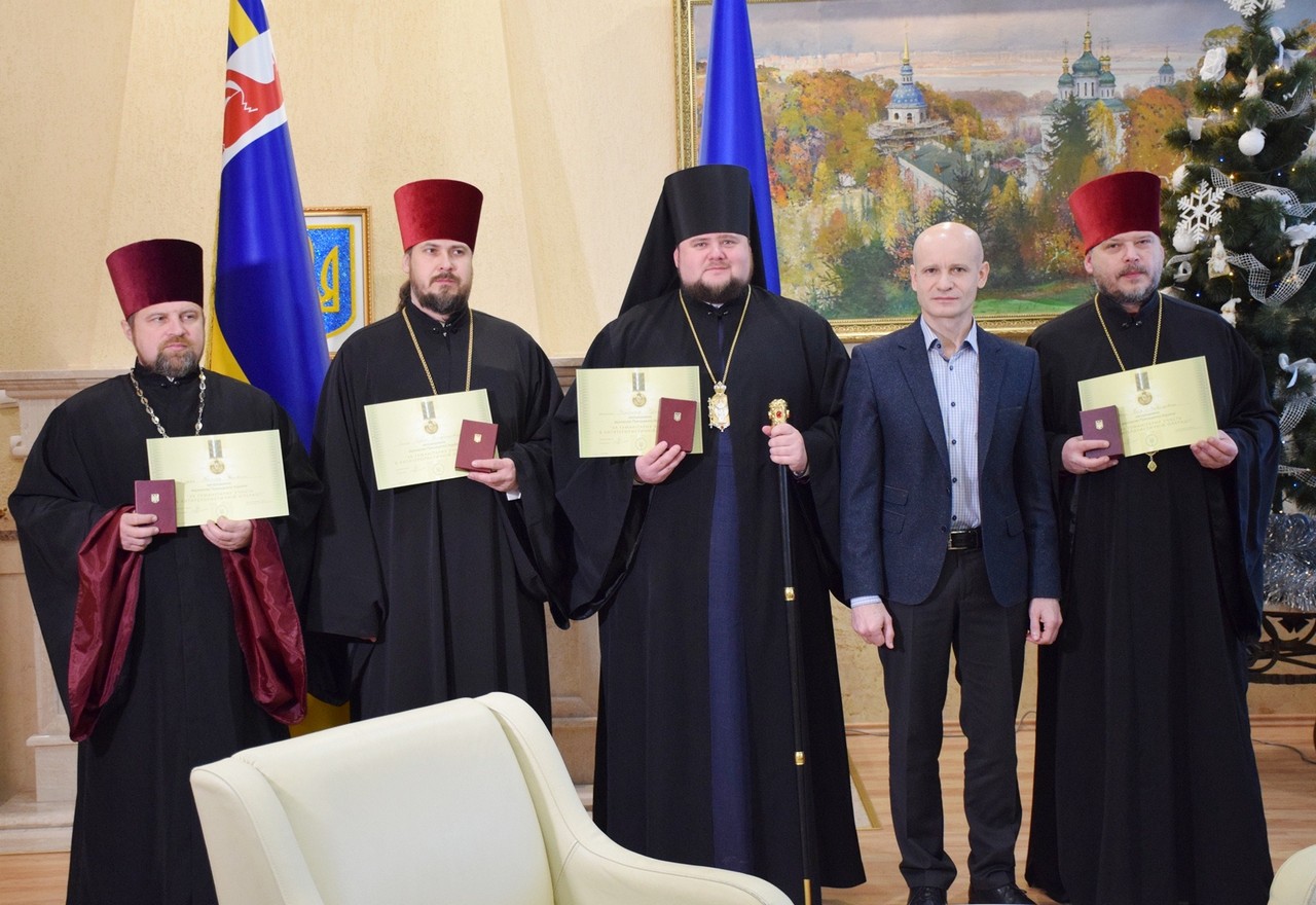 4 закарпатських капеланів нагородили відзнаками Президента України 4 закарпатських капеланів 21 грудня нагородили відзнаками Президента України