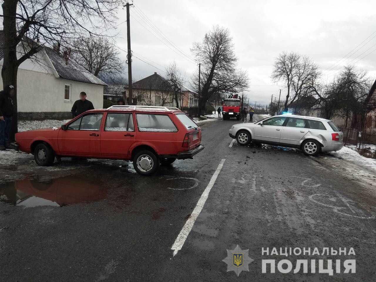 Хмільна ДТП: на дорозі не розминулися два автомобілі Хмільна ДТП на Закарпатті: на дорозі не розминулися два автомобілі – Volkswagen Pаssаt і Аudі