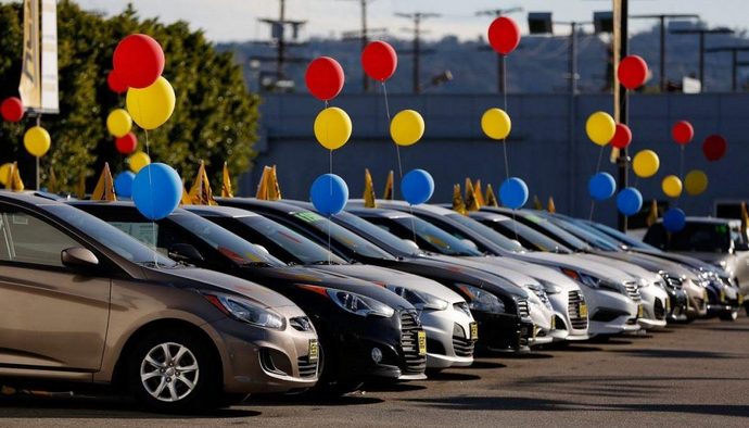 В Україні за рік вдвічі зросли продажі вживаних авто В Україні за рік вдвічі зросли продажі вживаних авто