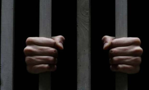 У Мукачеві затримали зловмисника, який втік з колонії у Запорізькій області У Мукачеві затримали зловмисника, який втік з колонії у Запорізькій області