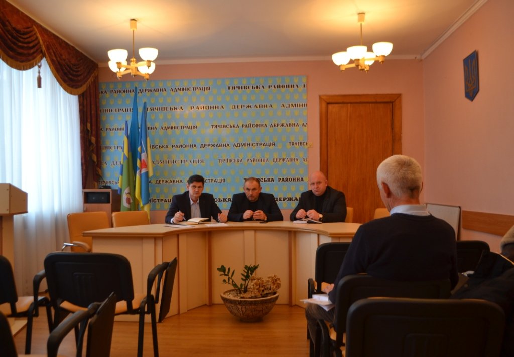 Кір та ГРВІ наступають: в одному з районів Закарпаття оголосили карантин У Тячівському районі через високий рівень захворюваності на ГРВІ та кір оголосили карантин