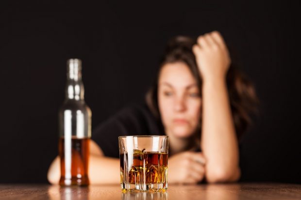 Історія з Мукачева: як батьки проміняли своїх 10 дітей на алкоголь В Мукачеві вирішують долю 10 дітей, позбавлених батьківського піклування