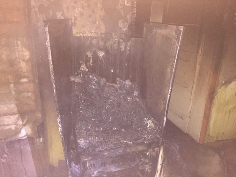 Під час пожежі чоловік обпік обличчя Під час пожежі у Хусті чоловік обпік обличчя