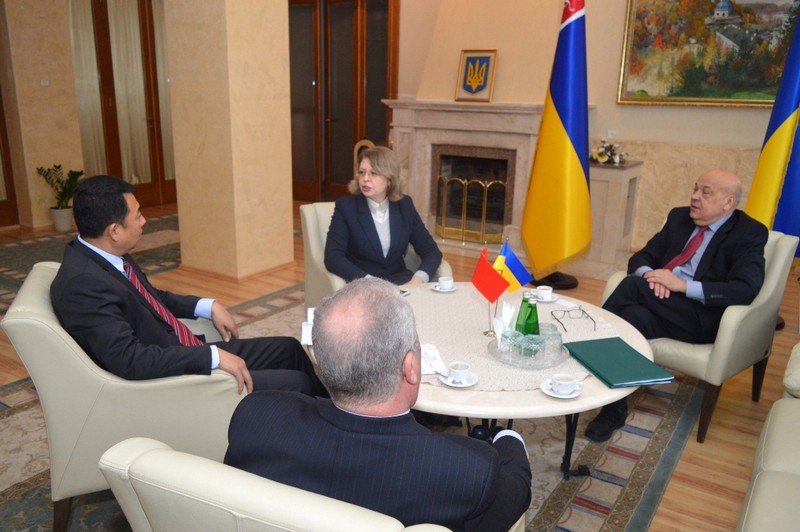 Китайці зацікавилися співробітництвом із Закарпаттям Китайський урядовий комітет висловив зацікавленість у галузевому співробітництві із Закарпаттям