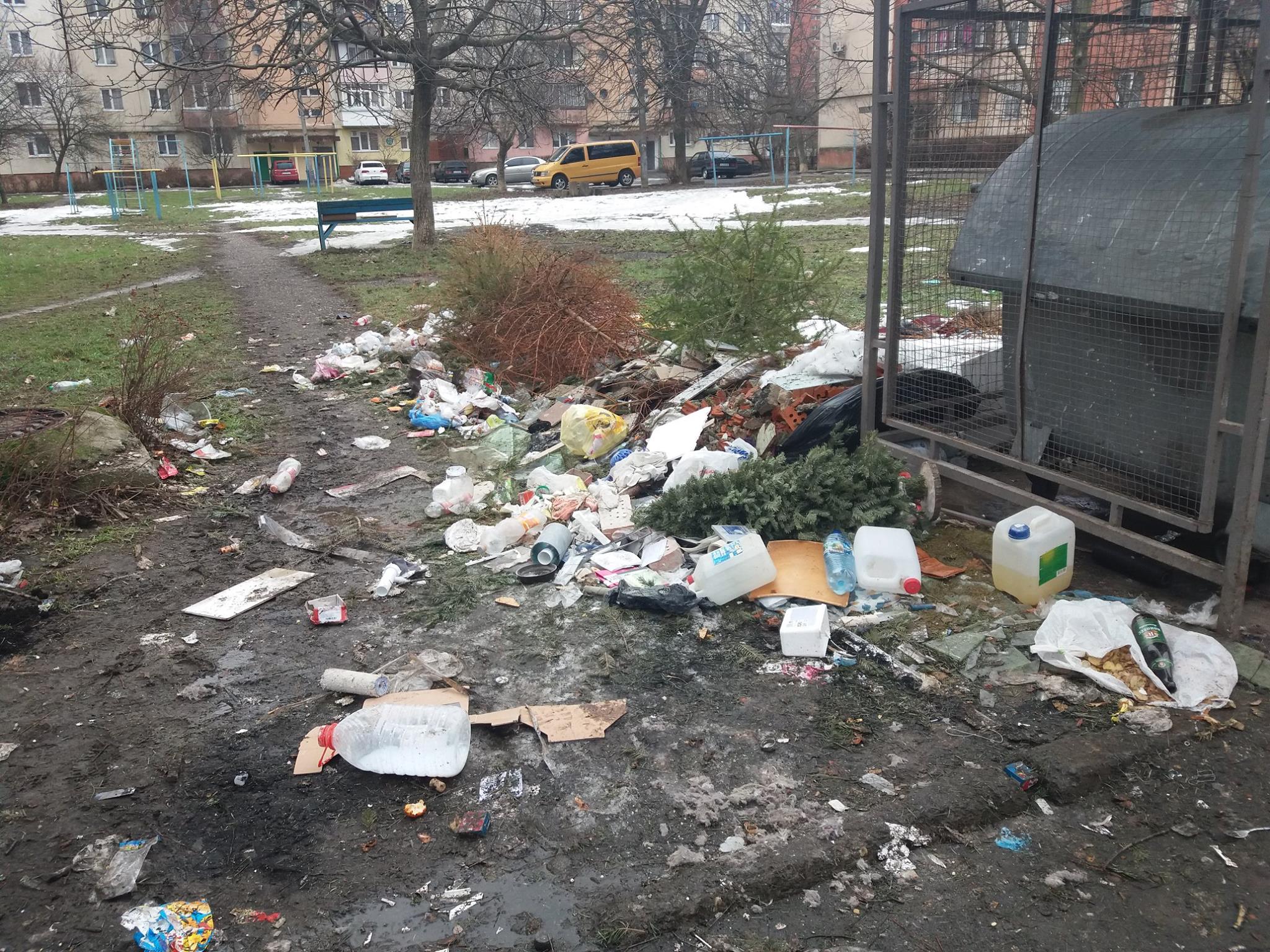 У Мукачеві оштрафували директорів "І.Т.В. Сервіс Плюс" та "АВЕ Мукачево" У Мукачеві оштрафували директорів "І.Т.В. Сервіс Плюс" та "АВЕ Мукачево"