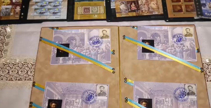 У Мукачеві представили незвичну поштову марку Мукачівця Міхая Мункачі зобразили на поштовій марці